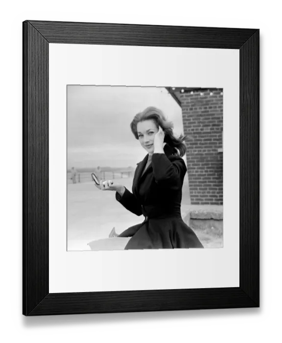 Framed Print : Shirley Anne Field on location at Morecambe where she takes the part of a bathing beauty Framed Print : Shirley Anne Field on location at Morecambe where she takes the part of a bathing beauty