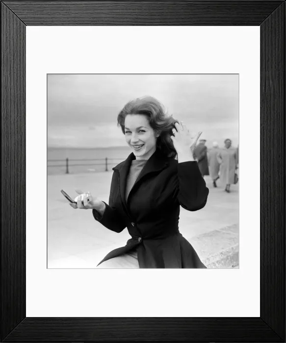 Framed Print : Shirley Anne Field on location at Morecambe where she takes the part of a bathing beauty Framed Print : Shirley Anne Field on location at Morecambe where she takes the part of a bathing beauty