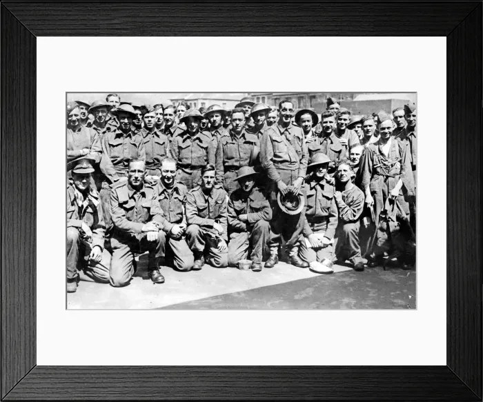 Framed Print : The Dunkirk evacuation, the evacuation of Allied soldiers from the beaches