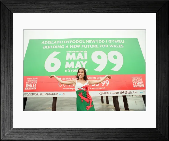 Framed Print : Photo-call to promote the first elections to the new institution