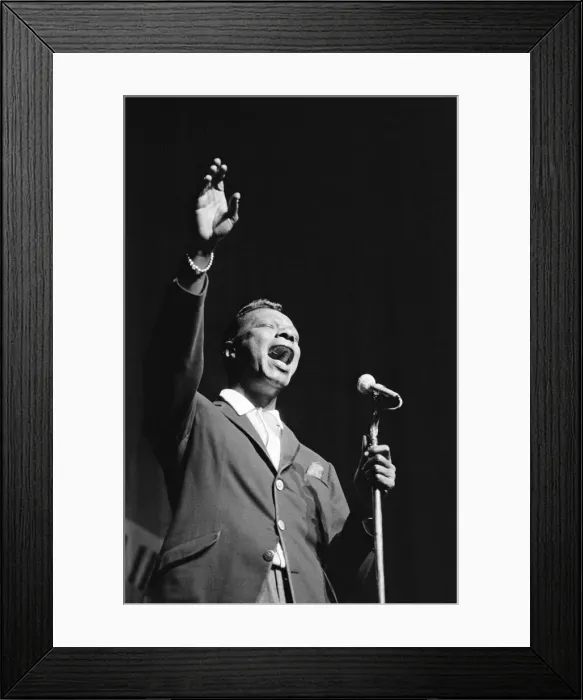 Framed Print : Nat King Cole sings at The Royal Variety Show held in the presence of her Her Majesty Framed Print : Nat King Cole sings at The Royal Variety Show held in the presence of her Her Majesty