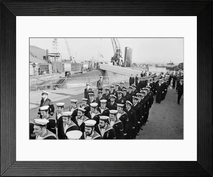 Framed Print : The commissioning of the Churchill class nuclear submarine HMS Conqueror at Cammell