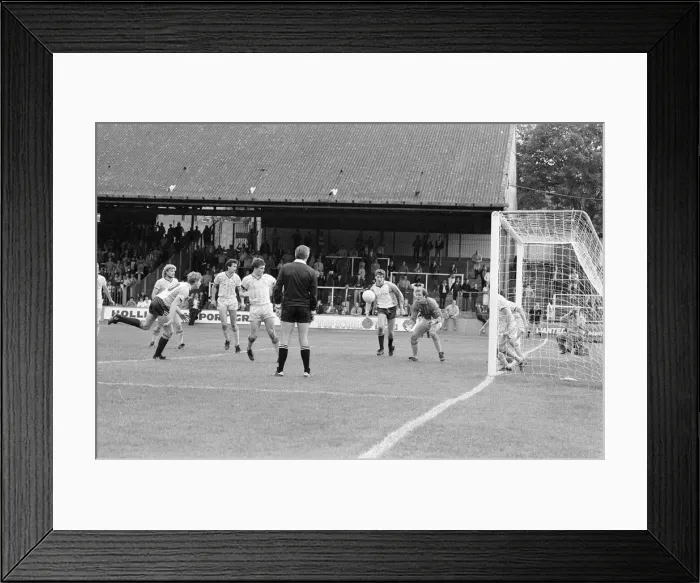 Framed Print : Reading 3-2 Bristol Rovers, league match at Elm Park, Monday 26th August 1985