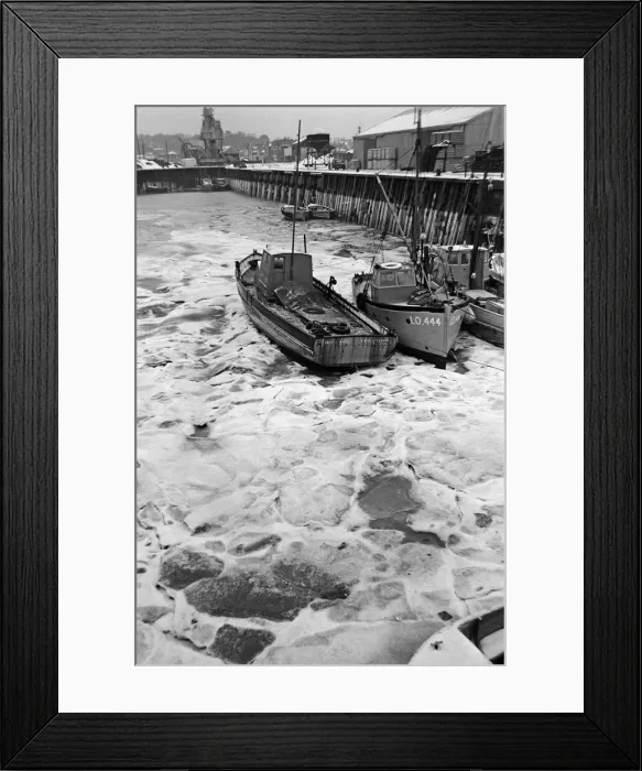 Framed Print : Fishing boats frozen in Whitstable Harbour, Kent. 20th January 1966 Framed Print : Fishing boats frozen in Whitstable Harbour, Kent. 20th January 1966