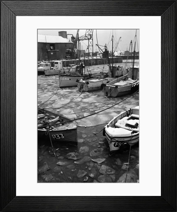 Framed Print : Fishing boats frozen in Whitstable Harbour, Kent. 20th January 1966