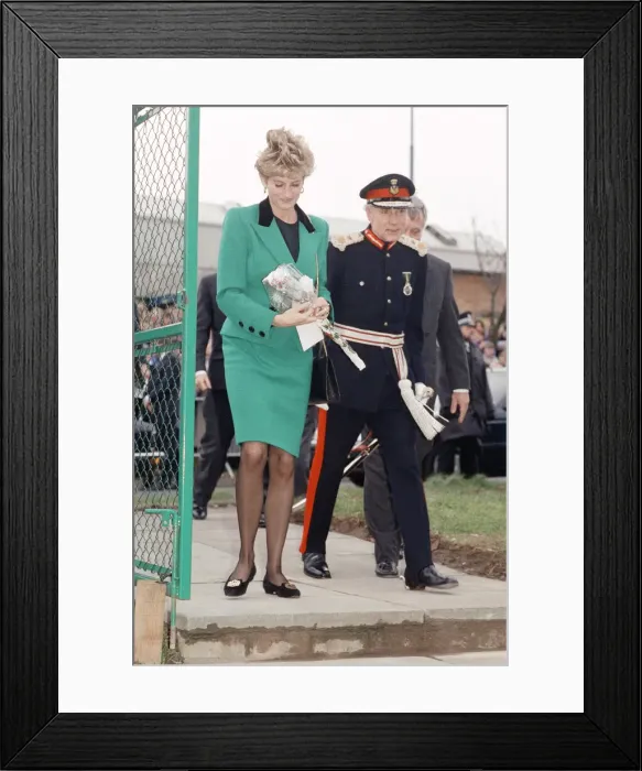 Framed Print : Diana, Princess of Wales arrives to officially open the Scottish factory of the clothing