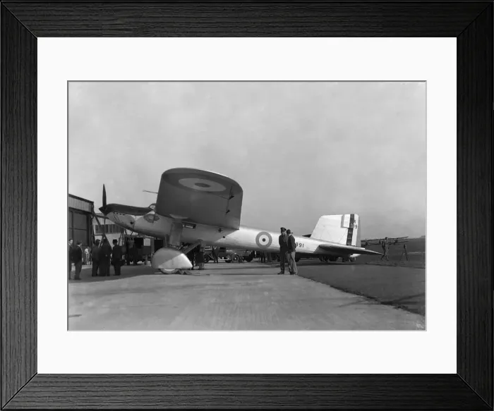 Framed Print : The Fairey Long Rang Monoplane, seen here at RAF Cranwell before Squadron Leader O Framed Print : The Fairey Long Rang Monoplane, seen here at RAF Cranwell before Squadron Leader O