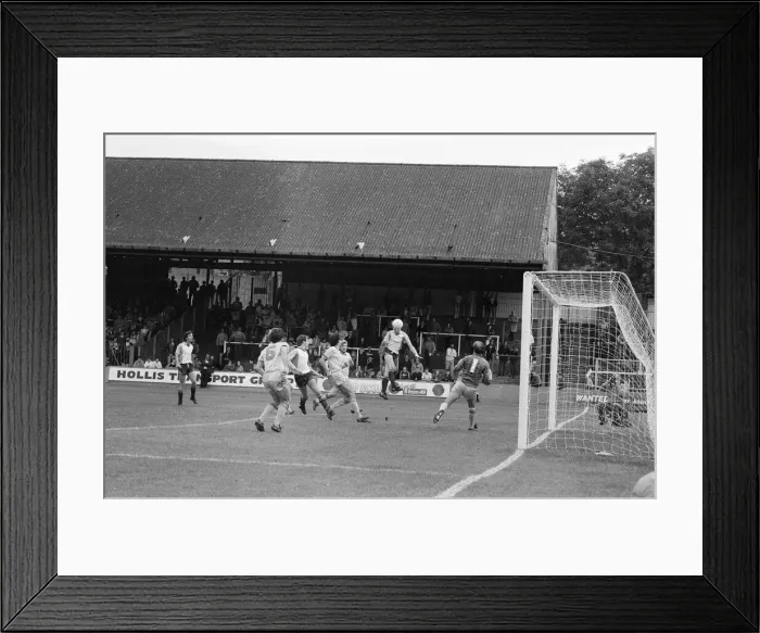 Framed Print : Reading 3-2 Bristol Rovers, league match at Elm Park, Monday 26th August 1985 Framed Print : Reading 3-2 Bristol Rovers, league match at Elm Park, Monday 26th August 1985