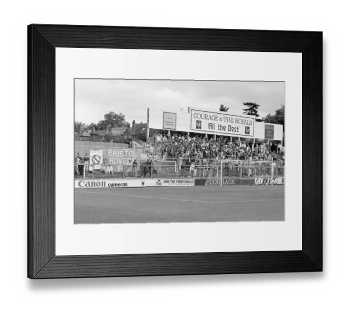 Framed Print : Reading 3-2 Bristol Rovers, league match at Elm Park, Monday 26th August 1985
