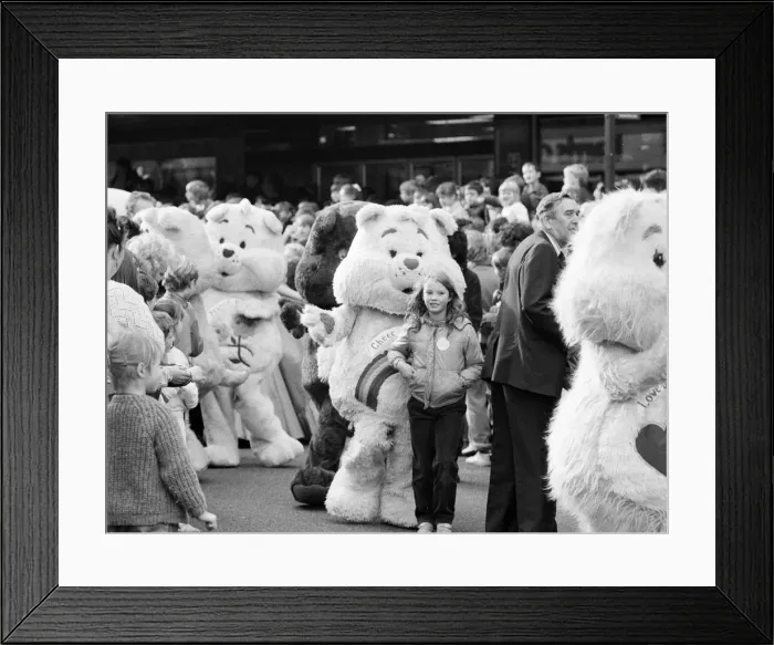 Framed Print : Grand Opening, Hamleys Toy Shop, Bull Street, Birmingham, 12th October 1985 Framed Print : Grand Opening, Hamleys Toy Shop, Bull Street, Birmingham, 12th October 1985