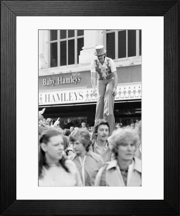 Framed Print : Grand Opening, Hamleys Toy Shop, Bull Street, Birmingham, 12th October 1985