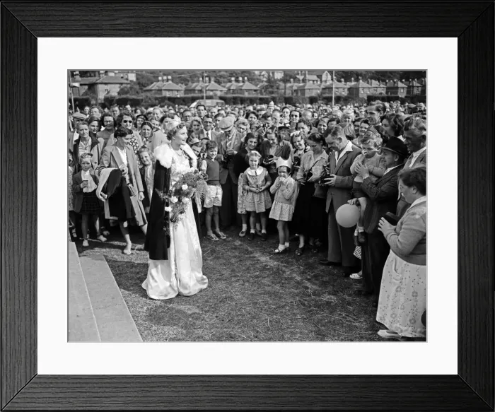 Framed Print : Isle of Wight, Ryde Carnival. 4th September 1952 Framed Print : Isle of Wight, Ryde Carnival. 4th September 1952