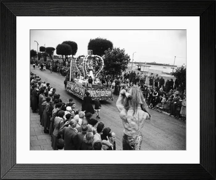 Framed Print : Isle of Wight, Ryde Carnival. 4th September 1952 Framed Print : Isle of Wight, Ryde Carnival. 4th September 1952