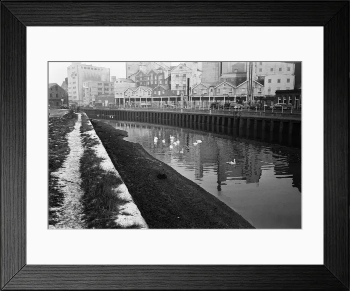 Framed Print : Ipswich docks, Suffolk. 7th Januray 1965 Framed Print : Ipswich docks, Suffolk. 7th Januray 1965