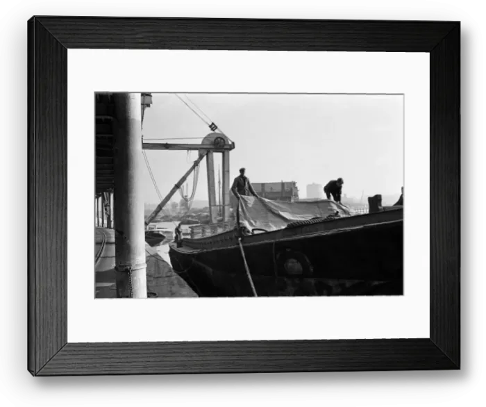 Framed Print : Ipswich docks, Suffolk. 7th Januray 1965 Framed Print : Ipswich docks, Suffolk. 7th Januray 1965