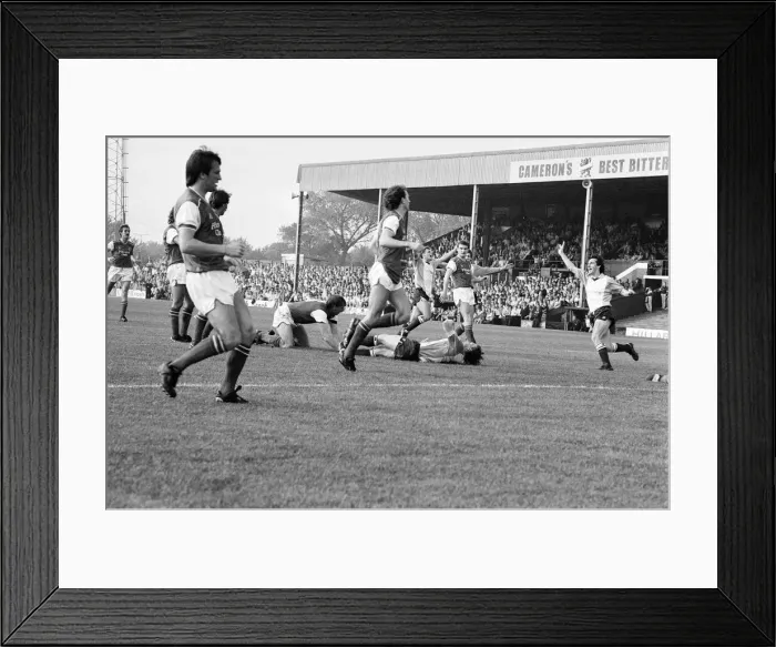 Framed Print : Rotherham 1-2 Reading, League Division Three match at Millmoor