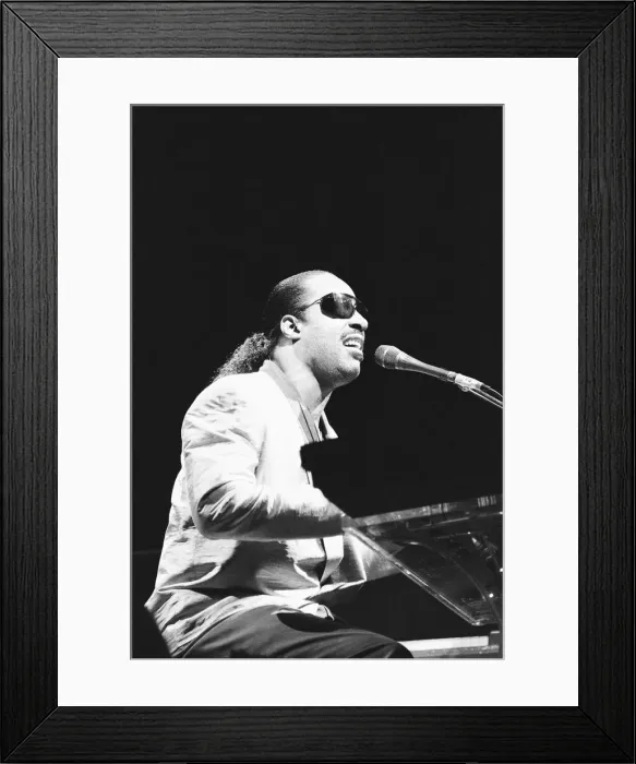 Framed Print : Stevie Wonder at the NEC Arena, Birmingham, England, 25th May 1989 Framed Print : Stevie Wonder at the NEC Arena, Birmingham, England, 25th May 1989