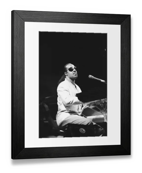 Framed Print : Stevie Wonder at the NEC Arena, Birmingham, England, 25th May 1989 Framed Print : Stevie Wonder at the NEC Arena, Birmingham, England, 25th May 1989