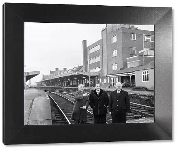Presentation to retired railwaymen, Middlesbrough. 1972