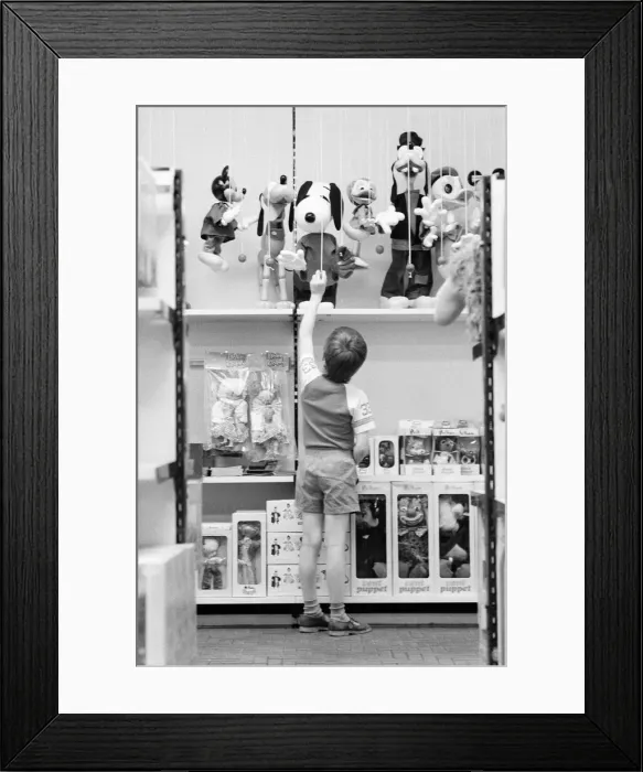 Framed Print : Hamleys Toy Shop, Bull Street, Birmingham, 11th October 1985 Framed Print : Hamleys Toy Shop, Bull Street, Birmingham, 11th October 1985