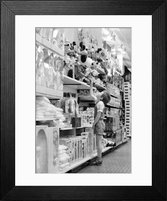 Framed Print : Hamleys Toy Shop, Bull Street, Birmingham, 11th October 1985 Framed Print : Hamleys Toy Shop, Bull Street, Birmingham, 11th October 1985