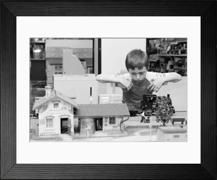 Framed Print : Hamleys Toy Shop, Bull Street, Birmingham, 11th October 1985 Framed Print : Hamleys Toy Shop, Bull Street, Birmingham, 11th October 1985