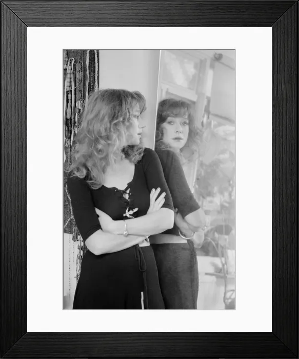 Framed Print : Photo shows Helen Mirren in her Fulham home. Picture taken 26th September Framed Print : Photo shows Helen Mirren in her Fulham home. Picture taken 26th September