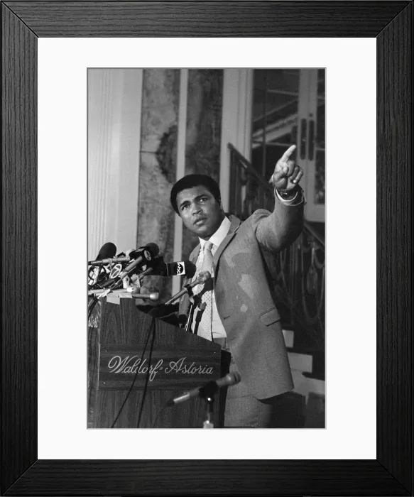 Framed Print : Muhammad Ali speaking at a press conference ahead of his upcoming fight against World