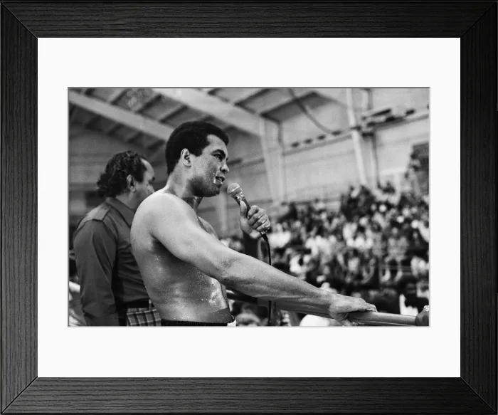 Framed Print : (Picture shows) Muhammad Ali talking to his fans at pre fight press conference for Framed Print : (Picture shows) Muhammad Ali talking to his fans at pre fight press conference for
