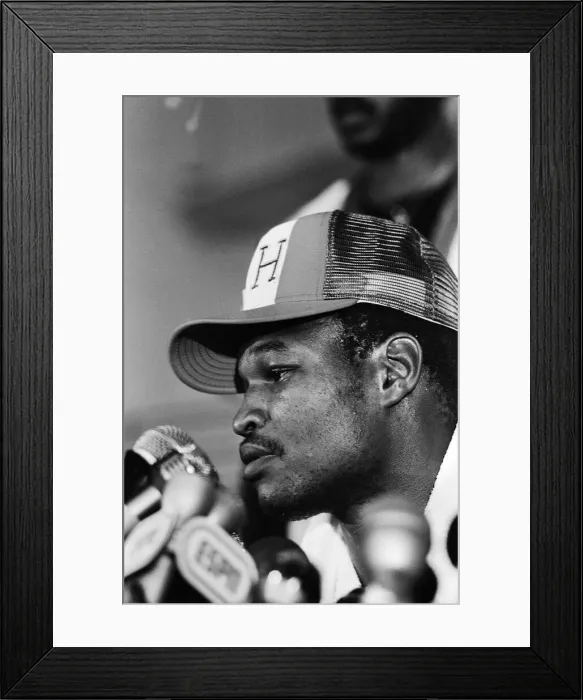Framed Print : World Heavyweight Title fight between challenger Muhammad Ali Framed Print : World Heavyweight Title fight between challenger Muhammad Ali