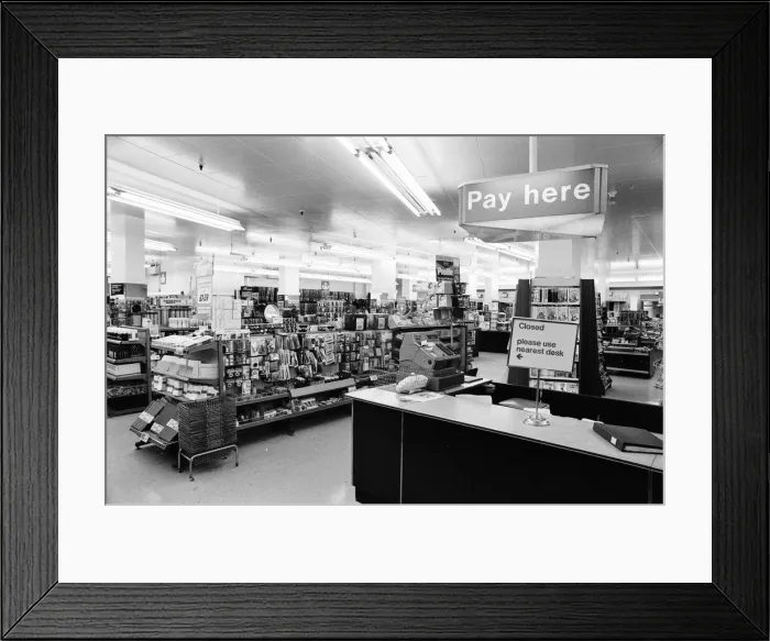Framed Print : Woolworths Store, Holborn, London, 13th August 1980. 420pm and not a person in sight