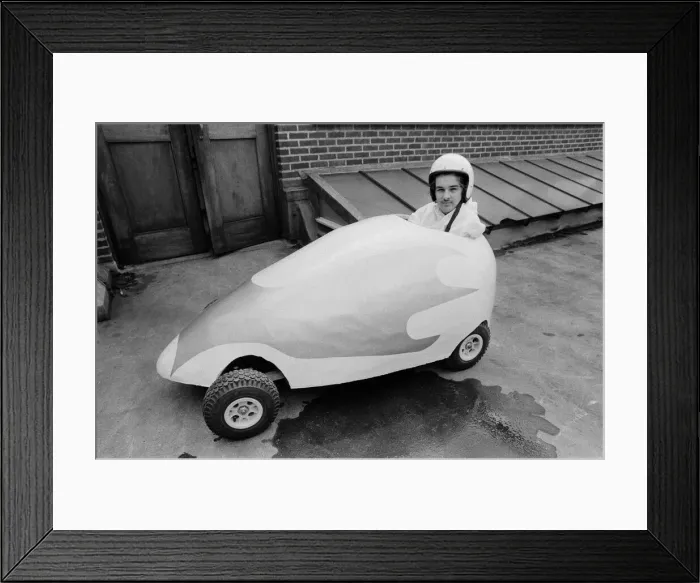 Framed Print : Picture shows students and lecturer at Garretts Green Technical College in Birmingham
