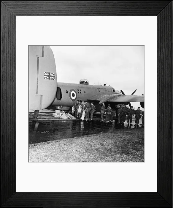 Framed Print : Cyprus Crisis 1956 Paratroopers of the 3rd Battalion prepare to embark on Shackleton Framed Print : Cyprus Crisis 1956 Paratroopers of the 3rd Battalion prepare to embark on Shackleton
