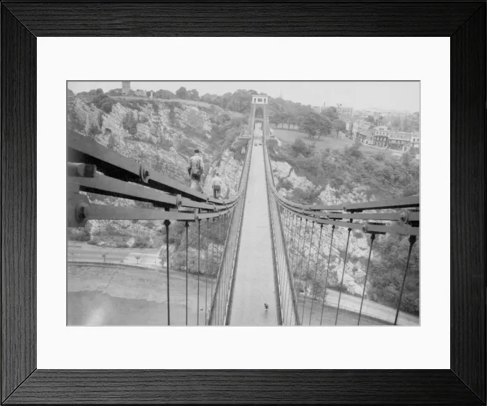 Framed Print : 1940 maintenance on the Clifton Suspension bridge Framed Print : 1940 maintenance on the Clifton Suspension bridge