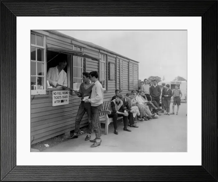 Framed Print : Young people queuing up to play pitch and putt at Ashton Court in 1958 Framed Print : Young people queuing up to play pitch and putt at Ashton Court in 1958