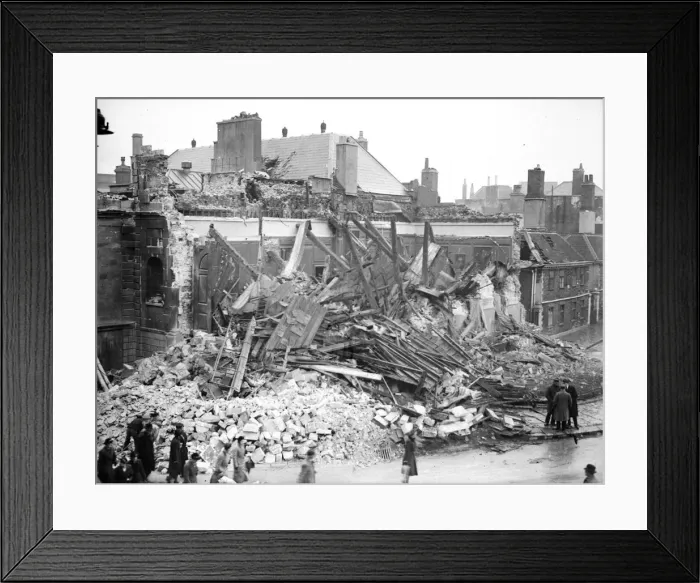 Framed Print : Second World War, Blitz, Bombing, Merchants Hall, Bristol February 1942 Framed Print : Second World War, Blitz, Bombing, Merchants Hall, Bristol February 1942