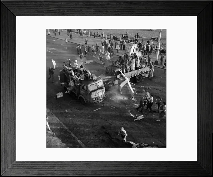 Framed Print : Lorry Battle. Students rag afternoon. A battle of flour and soot on Marine Parade