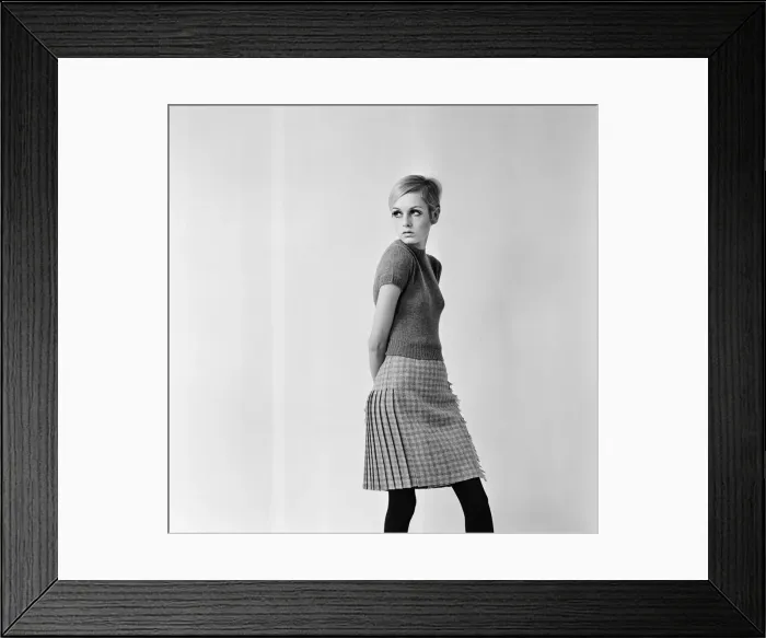 Framed Print : Twiggy - (born Leslie Hornby, and married name Leslie Lawson)