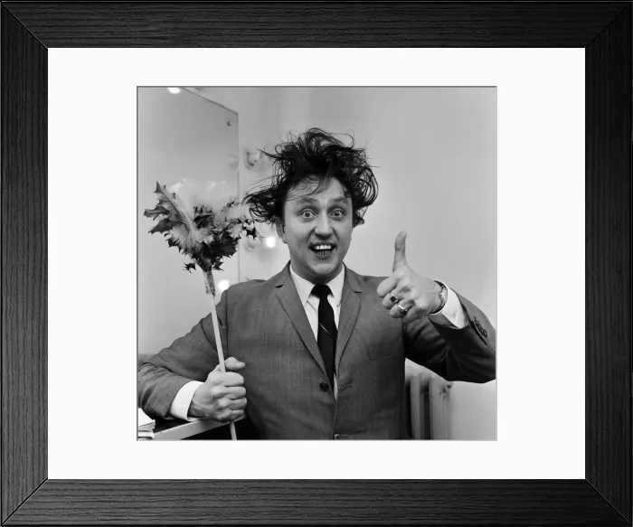 Framed Print : Comedian and singer Ken Dodd has been signed for a new series of London Palladium shows