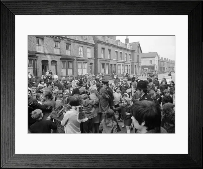 Framed Print : Comedian Ken Dodd opens flats in Ducie Street and Beaconsfield Street, Toxteth, Liverpool Framed Print : Comedian Ken Dodd opens flats in Ducie Street and Beaconsfield Street, Toxteth, Liverpool