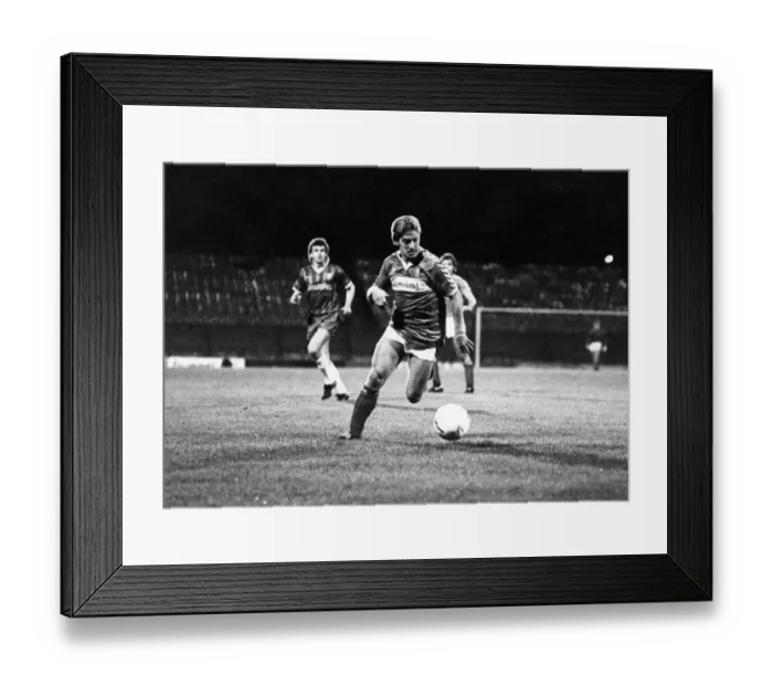 Framed Print : Paul Sugrue playing for Middlesbrough. September 1984