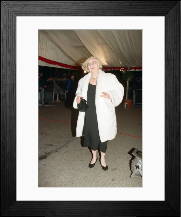 Framed Print : British Comedy Awards. Pictured, actress Liz Smith who plays the role of Norma Speakman Framed Print : British Comedy Awards. Pictured, actress Liz Smith who plays the role of Norma Speakman