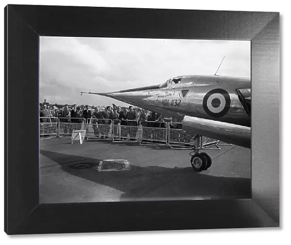 Farnborough Air Show 1956 Fairey Delta 2 jet fighter which completed the world