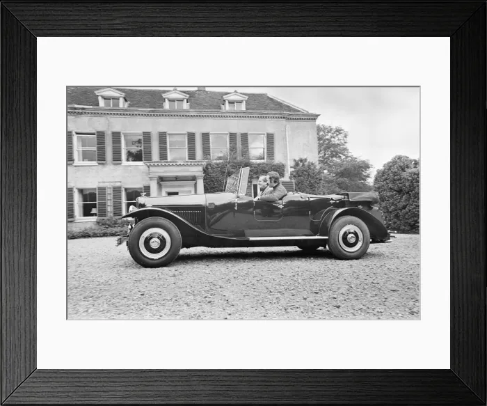 Framed Print : The Bentley Car, being driven by enthusiasts in the Berkshire area on Britain during an Framed Print : The Bentley Car, being driven by enthusiasts in the Berkshire area on Britain during an