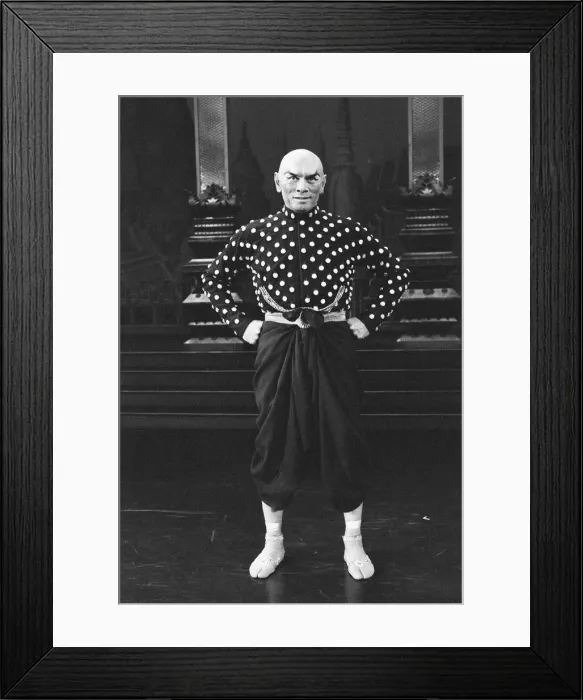 Framed Print : Yul Brynner, Actor at the London Palladium Theatre, 22nd August 1980 Framed Print : Yul Brynner, Actor at the London Palladium Theatre, 22nd August 1980
