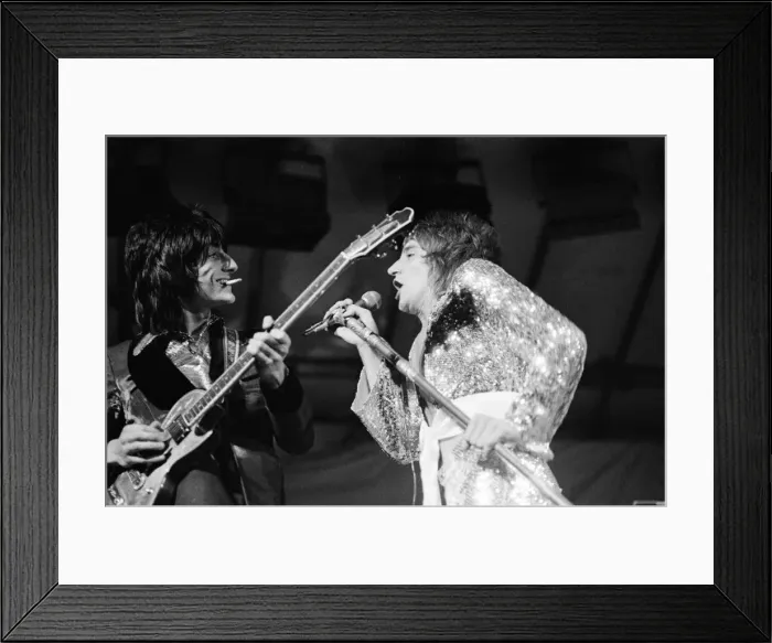 Framed Print : The Faces featuring Rod Stewart perform at The Reading Festival Saturday August 12th 1972 Framed Print : The Faces featuring Rod Stewart perform at The Reading Festival Saturday August 12th 1972