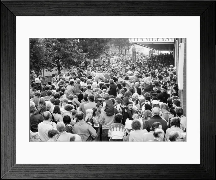 Framed Print : Grand opening of Hamleys Toy Shop, Bull Street, Birmingham, 12th October 1985 Framed Print : Grand opening of Hamleys Toy Shop, Bull Street, Birmingham, 12th October 1985