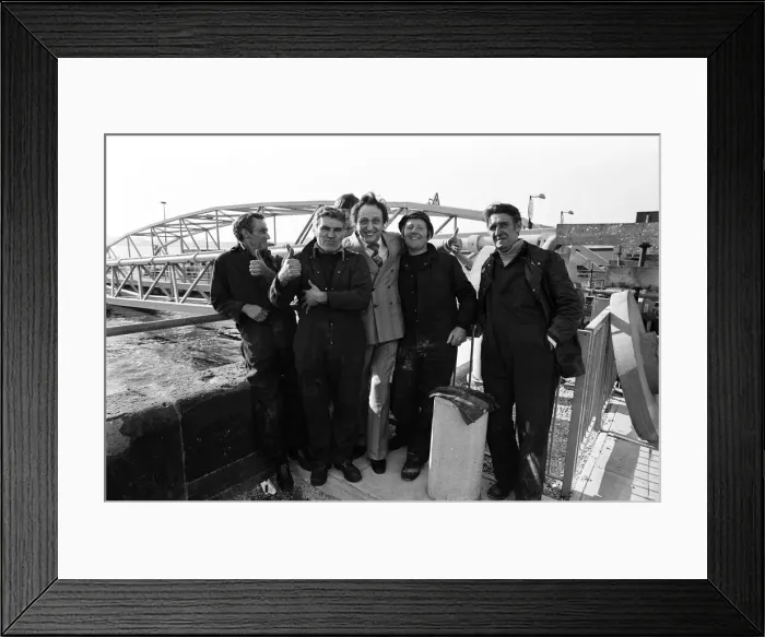 Framed Print : Comedian Ken Dodd in Liverpool. 4th April 1979