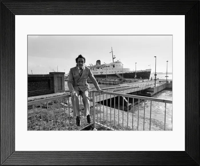 Framed Print : Comedian Ken Dodd in Liverpool. 4th April 1979