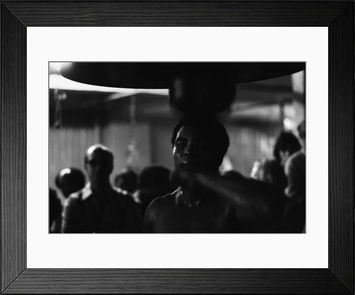 Framed Print : Muhammad Ali training ahead of his third fight with Ken Norton. 23rd September 1976